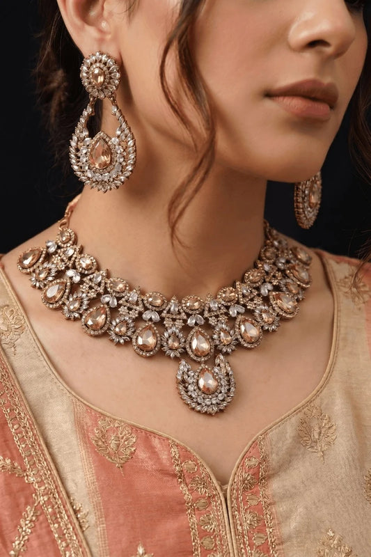 Traditional Antique Zircons & Gemstones Round Necklace Set