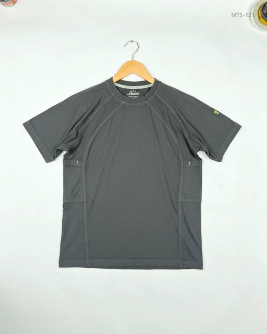 Brand: SNICKERS | Condition: Premium  SNICKERS Black Mens Tshirts (MTS-121)
