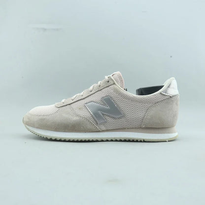 NEW BALANCE 220